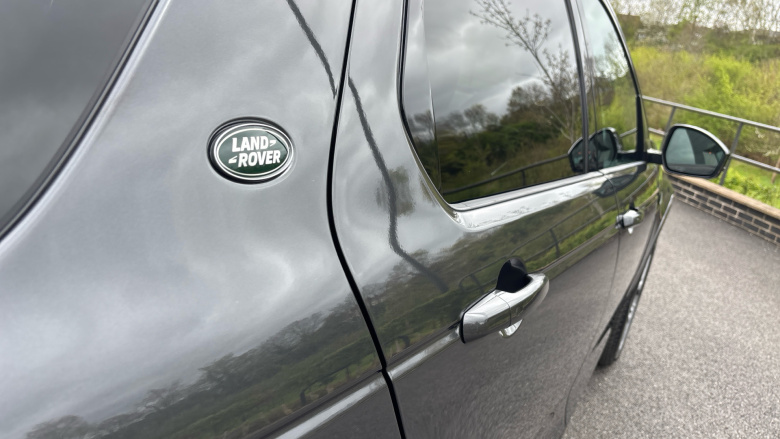 Land Rover Discovery Sport 2.0 D200 Metropolitan 5dr Auto [7 Seat] Diesel Station Wagon